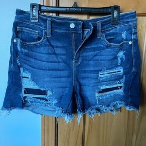 Women’s Judy Blue distressed denim shorts